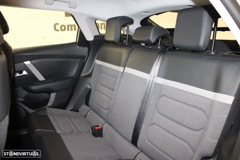 Citroën C4 1.2 PureTech Plus - 32