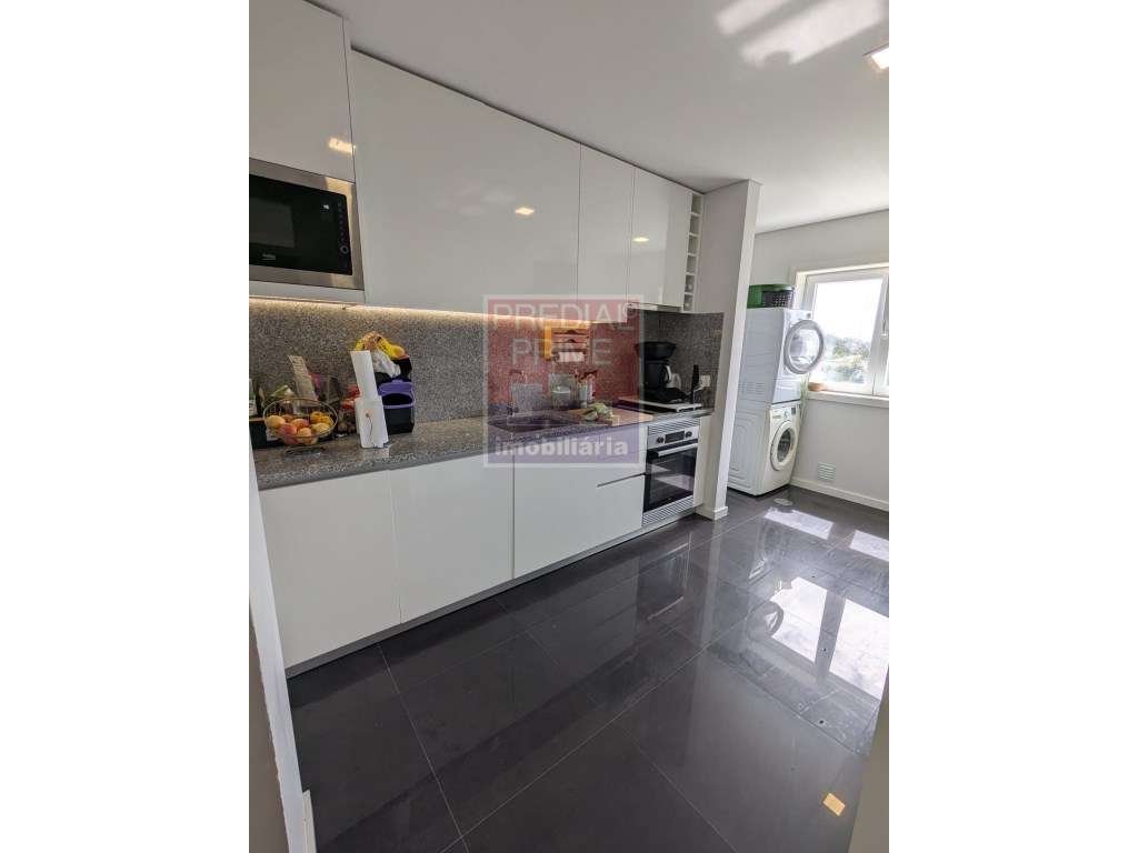 APARTAMENTO T2 EM SANFINS - Grande imagem: 4/32