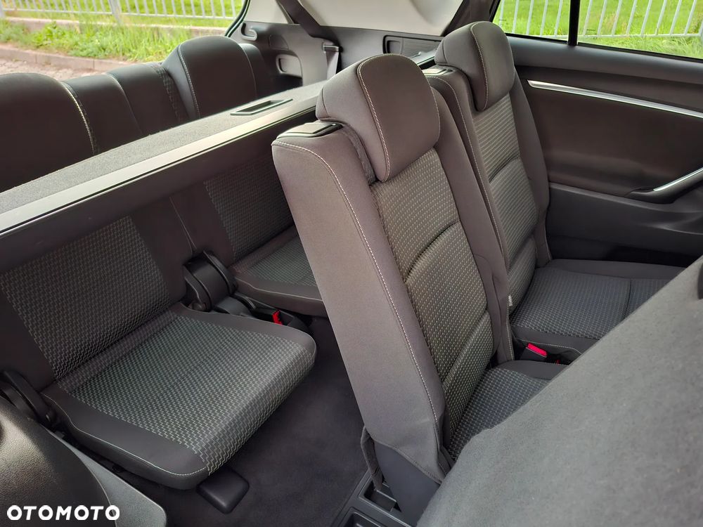 Toyota Verso - 26