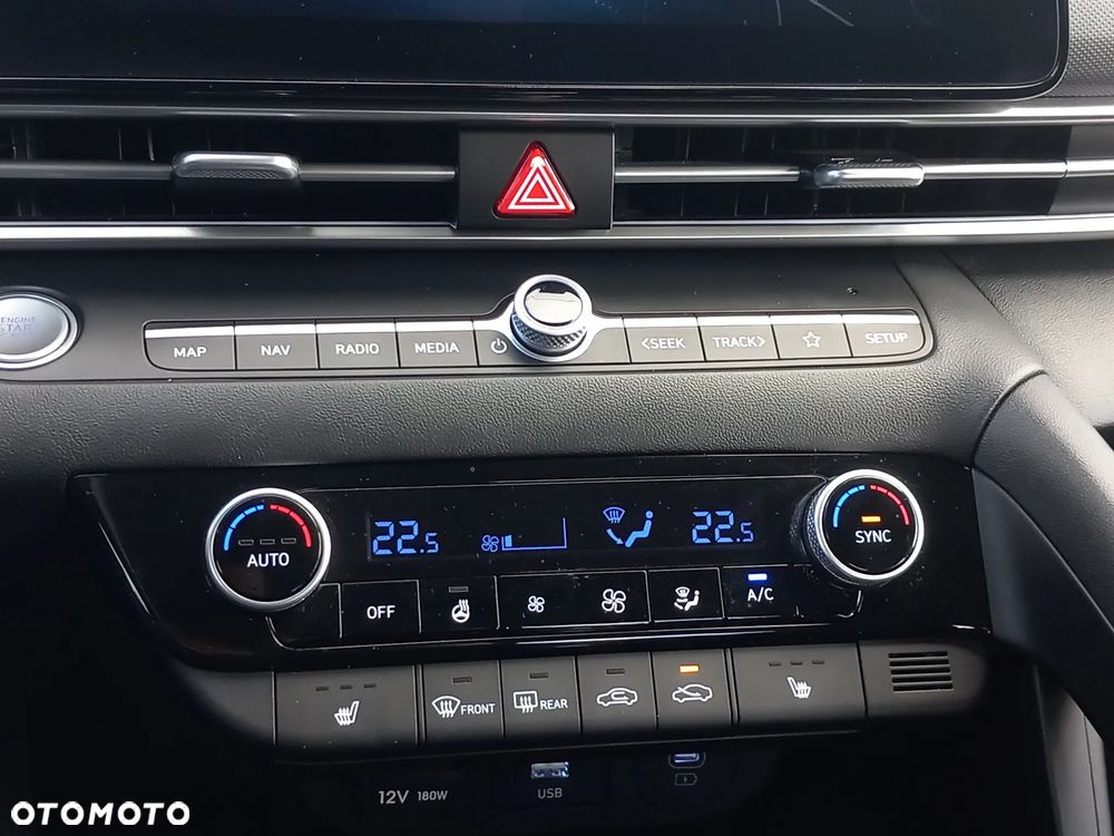 Hyundai Elantra 1.6 Smart - 17