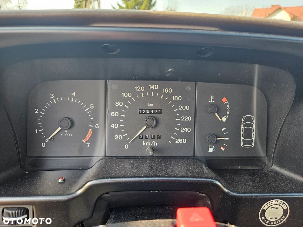 Ford Scorpio 2.9-24 Ghia - 12