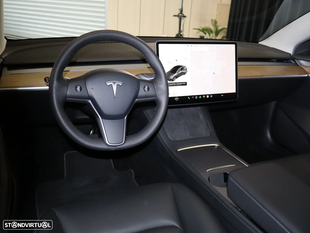 Tesla Model 3 Standard Range Plus RWD - 13