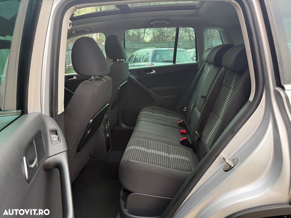 Volkswagen Tiguan - 10