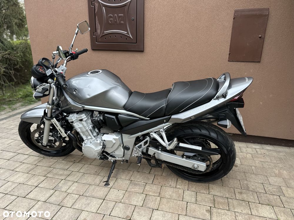 Suzuki Bandit - 17