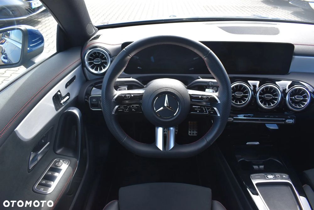 Mercedes-Benz CLA 200 mHEV 7G-DCT - 21