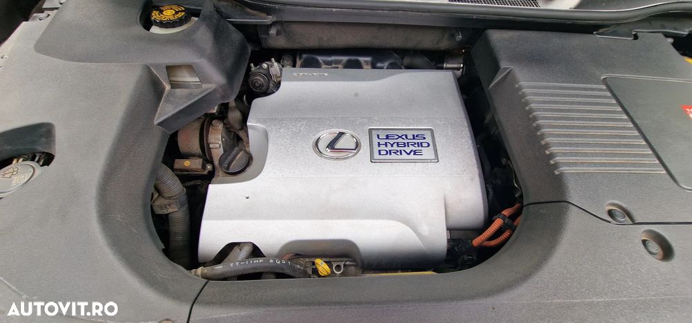 Lexus Seria RX 450h (hybrid) - 10