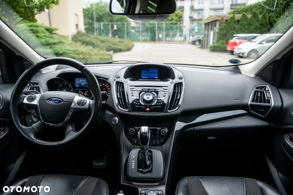 Ford Kuga 2.0 TDCi 4x4 Titanium - 26