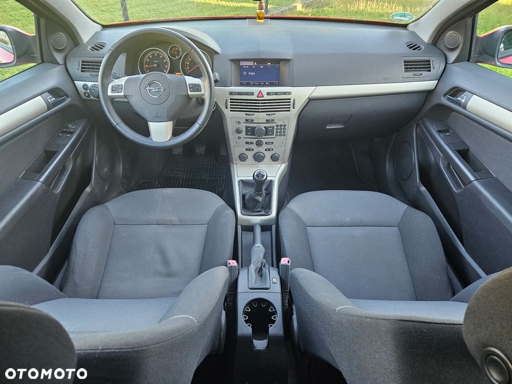 Opel Astra 1.8 Sport - 14