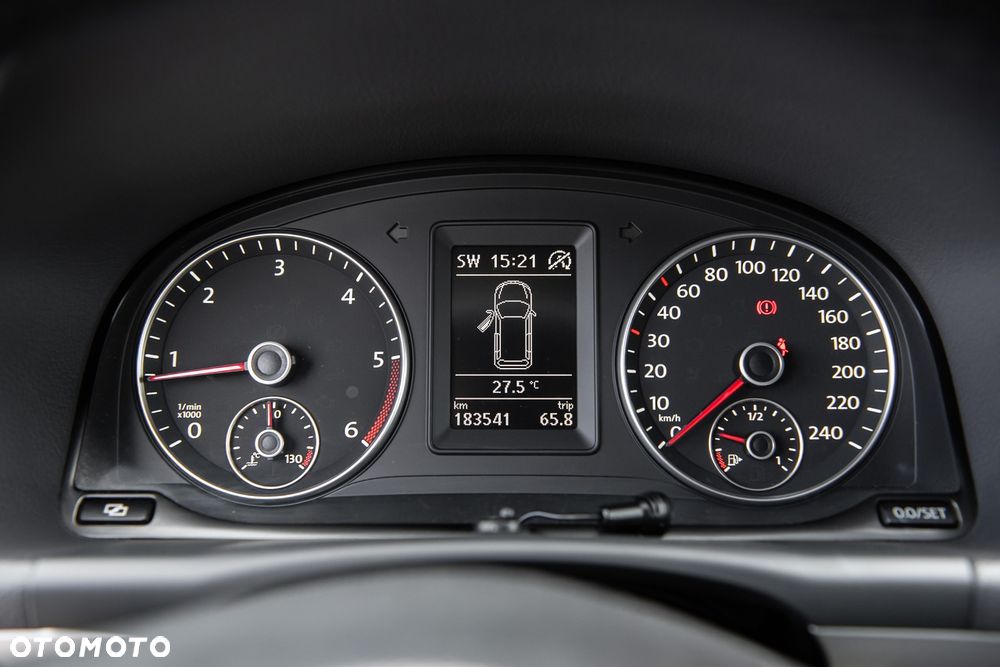 Volkswagen Touran 1.6 TDI DPF BlueMot Trendline - 18