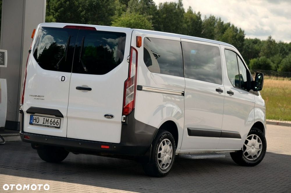 Ford Transit Custom - 11