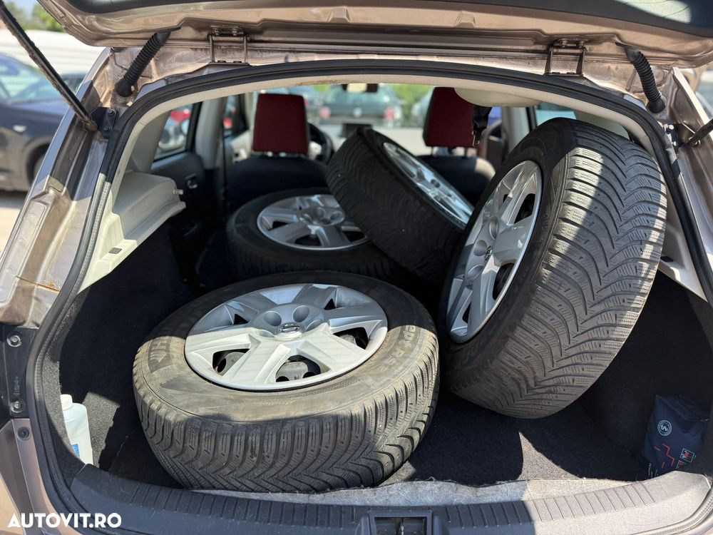Nissan Qashqai - 12