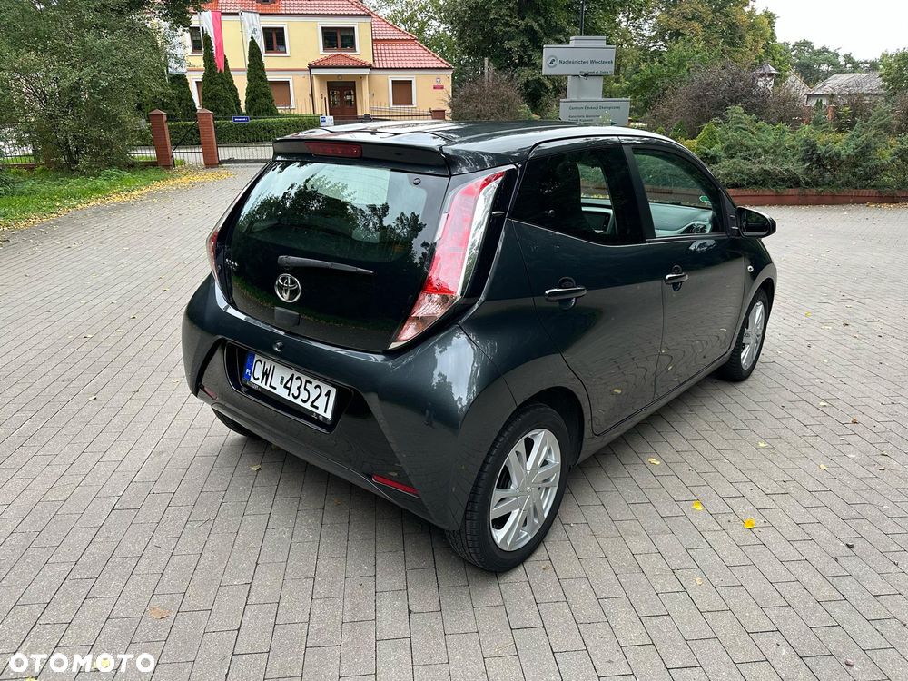 Toyota Aygo 1.0 VVT-i Sprint EU6 - 13