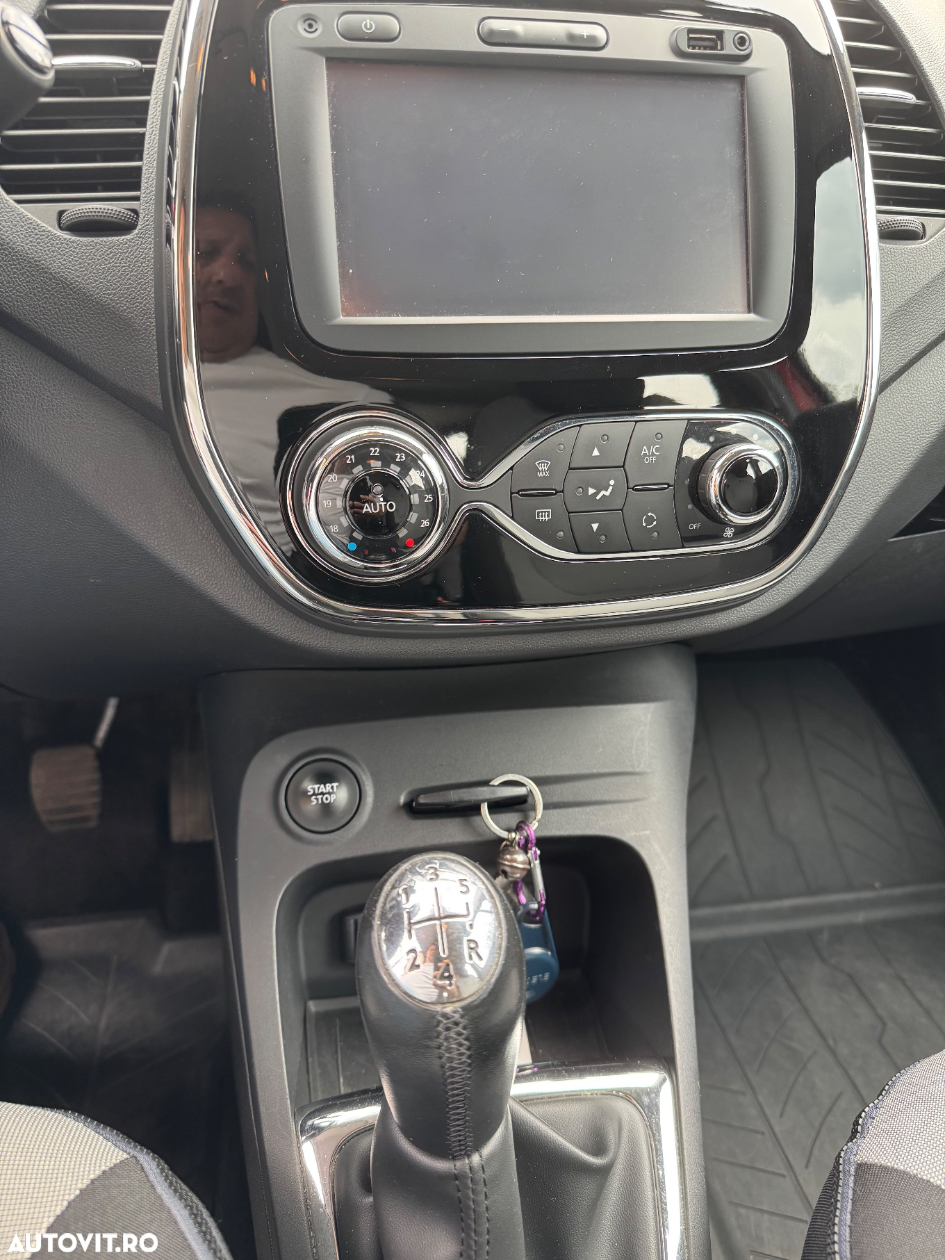 Renault Captur TCe Turbo Stop/Start Expression - 10