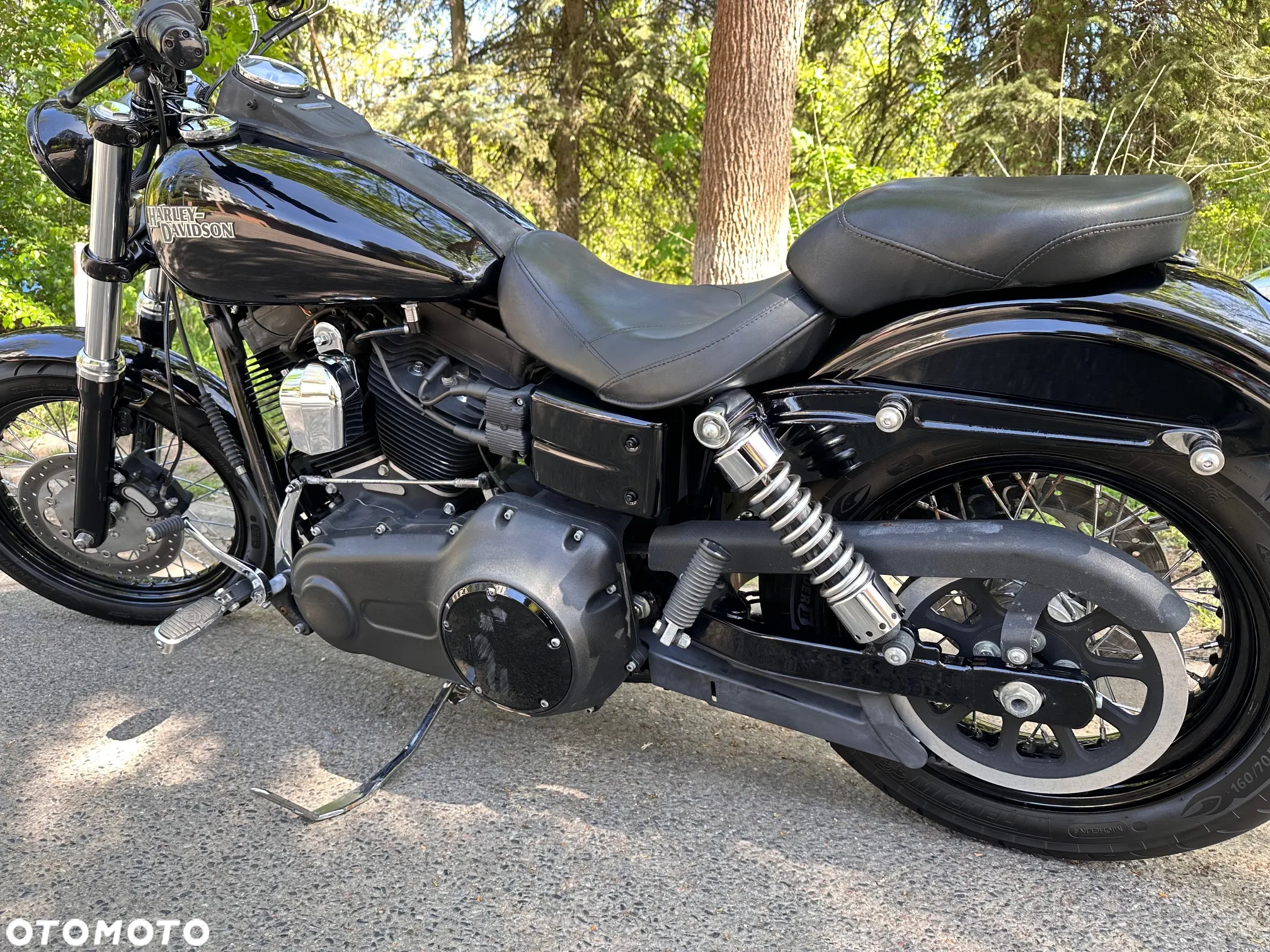 Harley-Davidson Dyna Street Bob - 5