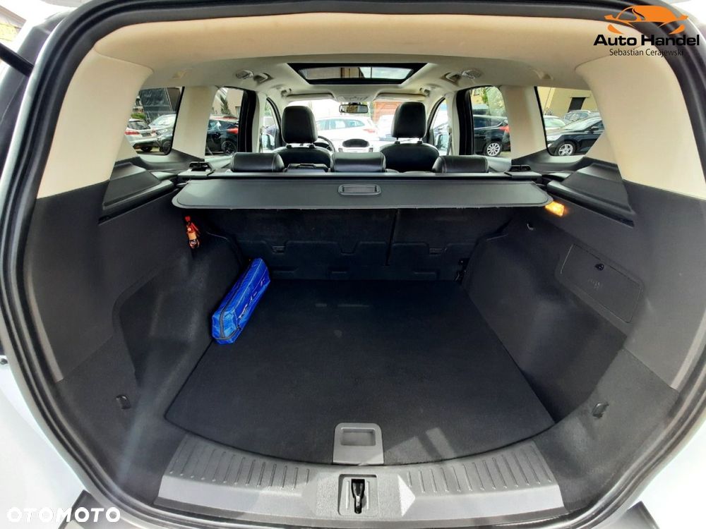 Ford Kuga 1.5 EcoBoost 4x4 Titanium - 17