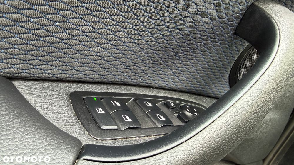 BMW X1 xDrive20d M Sport - 31