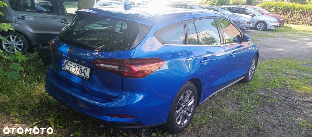 Ford Focus 1.0 EcoBoost Titanium X - 4