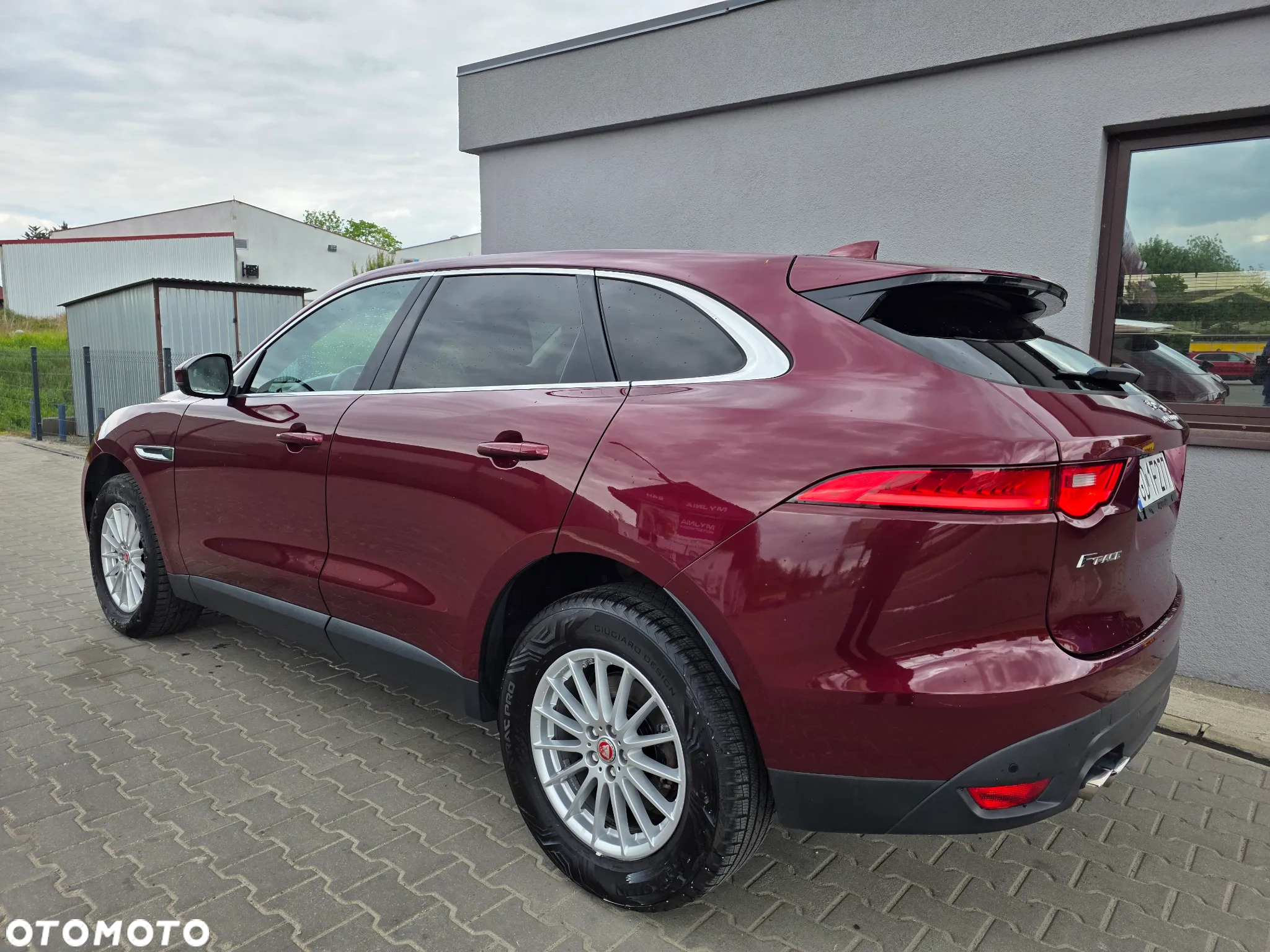 Jaguar F-Pace - 4
