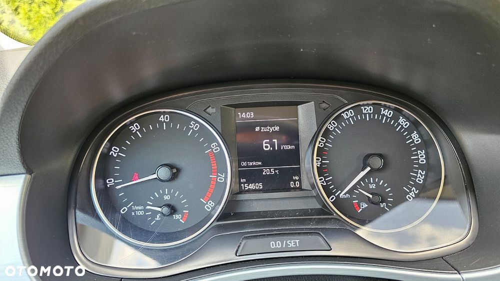 Skoda Fabia 1.0 Ambition - 11
