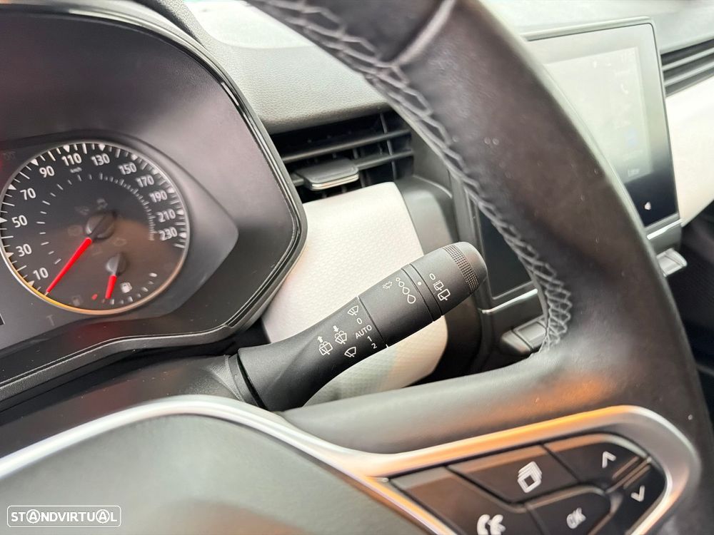 Renault Clio 1.0 TCe Evolution - 22