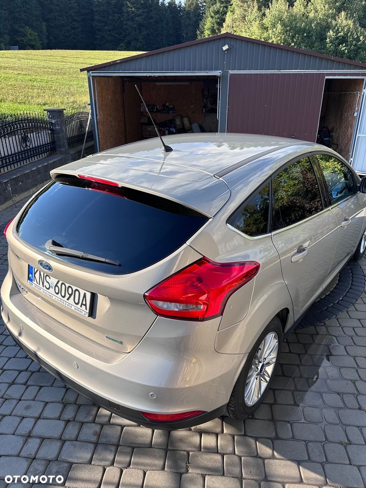 Ford Focus 1.0 EcoBoost Titanium - 4
