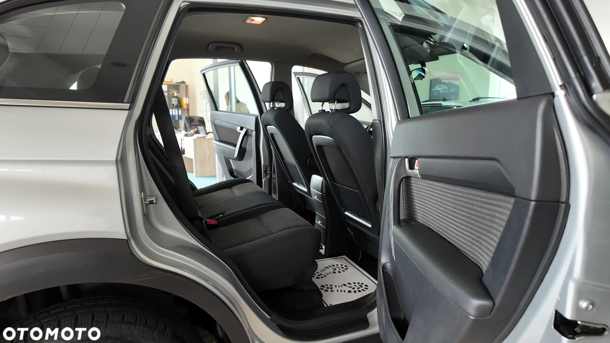 Chevrolet Captiva 2.4 2WD 5 Sitzer LS - 32