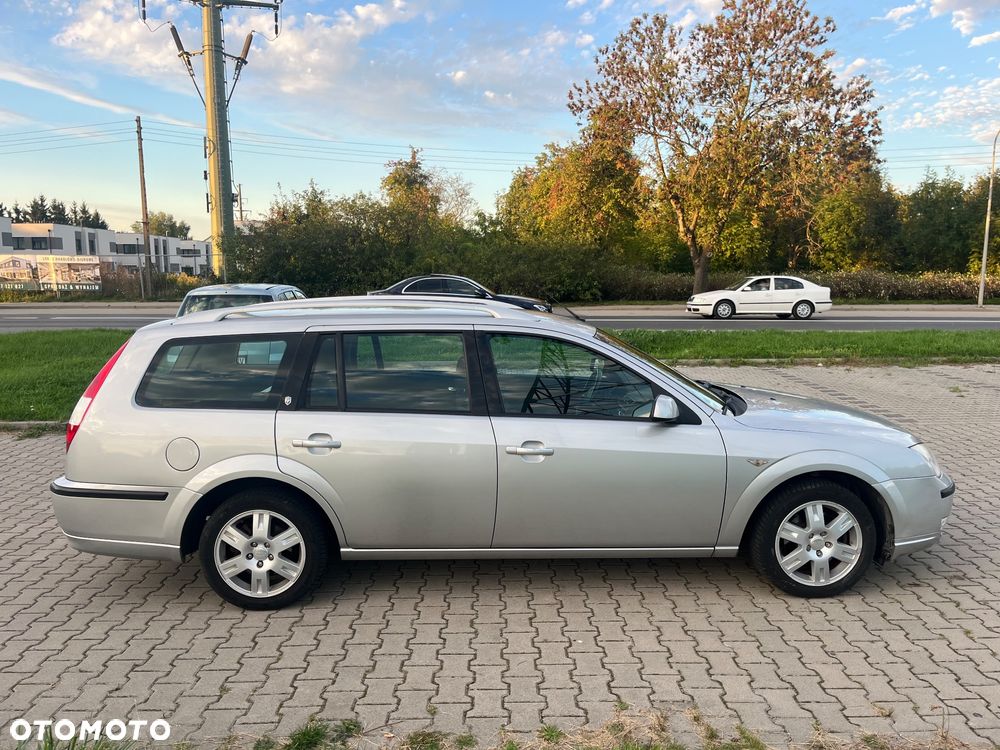 Ford Mondeo 1.8 Ghia - 7