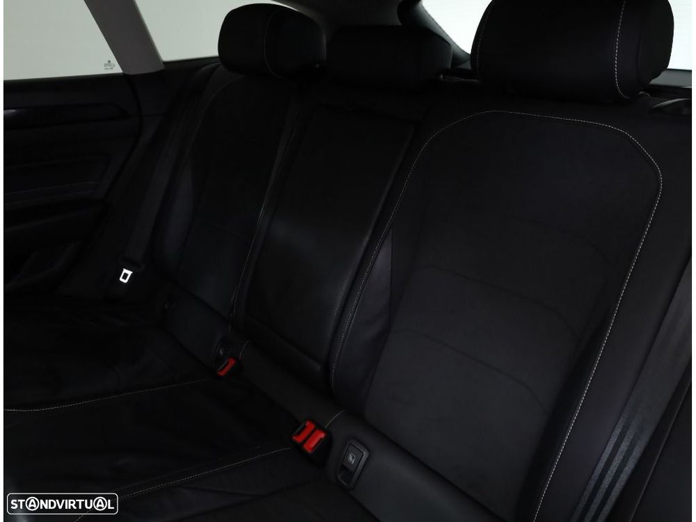 VW Arteon Shooting Brake 2.0 TDI Elegance DSG - 26