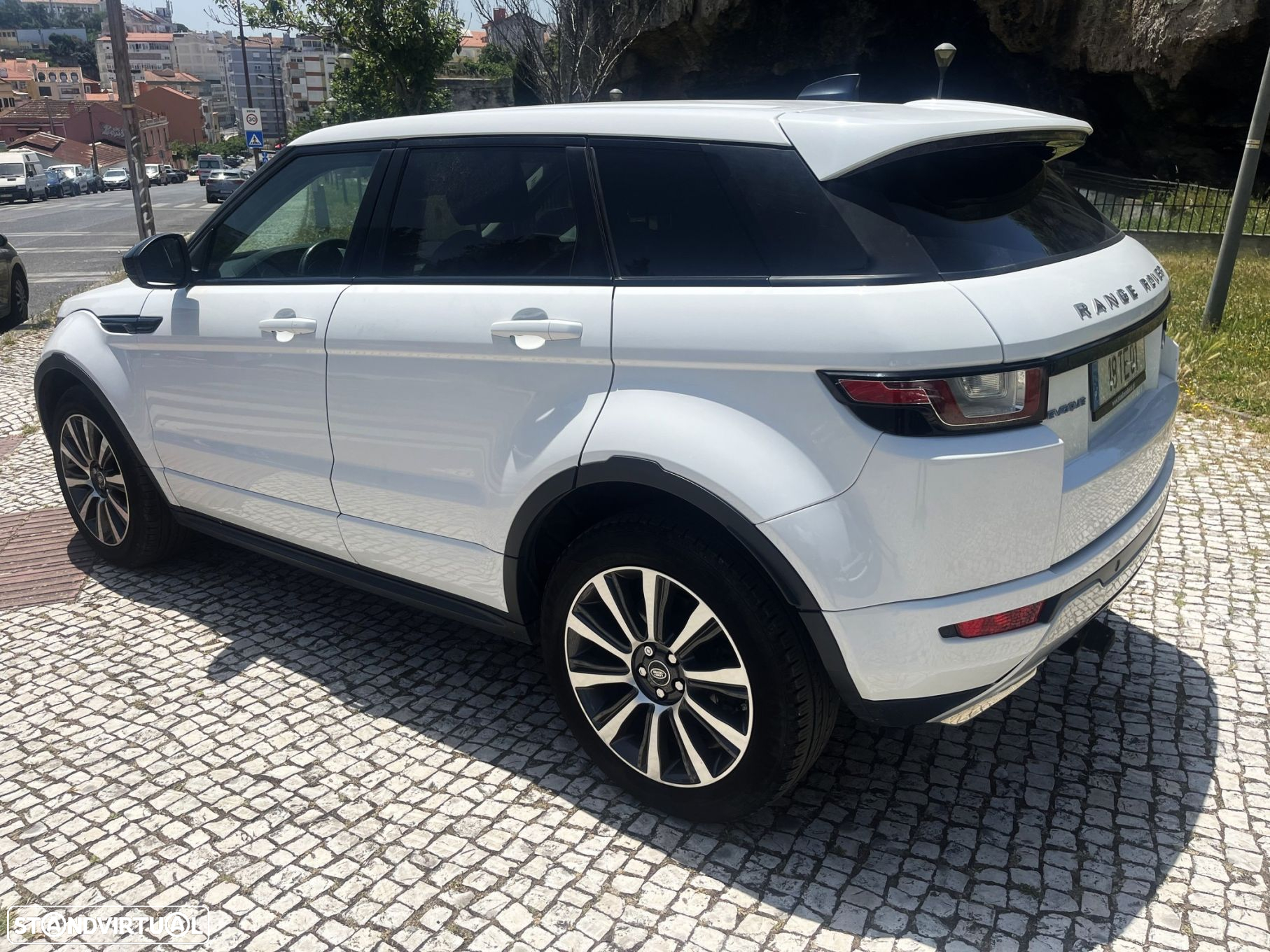 Land Rover Range Rover Evoque 2.0 eD4 SE Dynamic - 3