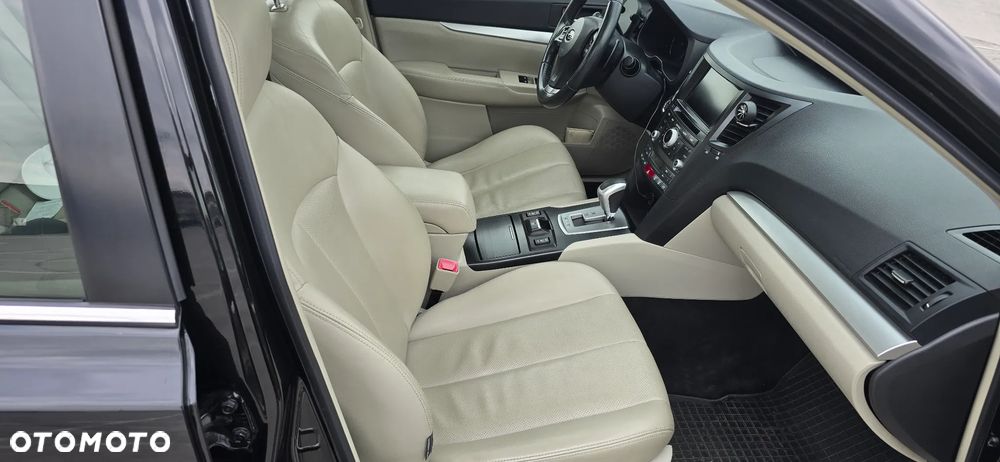 Subaru Outback 2.0D Comfort Lineartronic - 9
