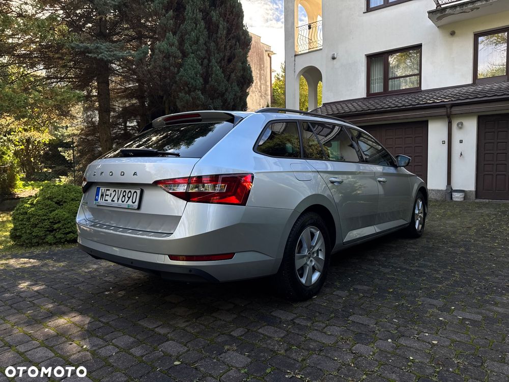 Skoda Superb 2.0 TDI SCR Active - 3