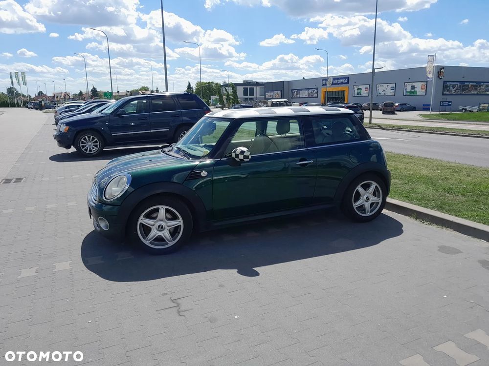 MINI Cooper Standard - 2