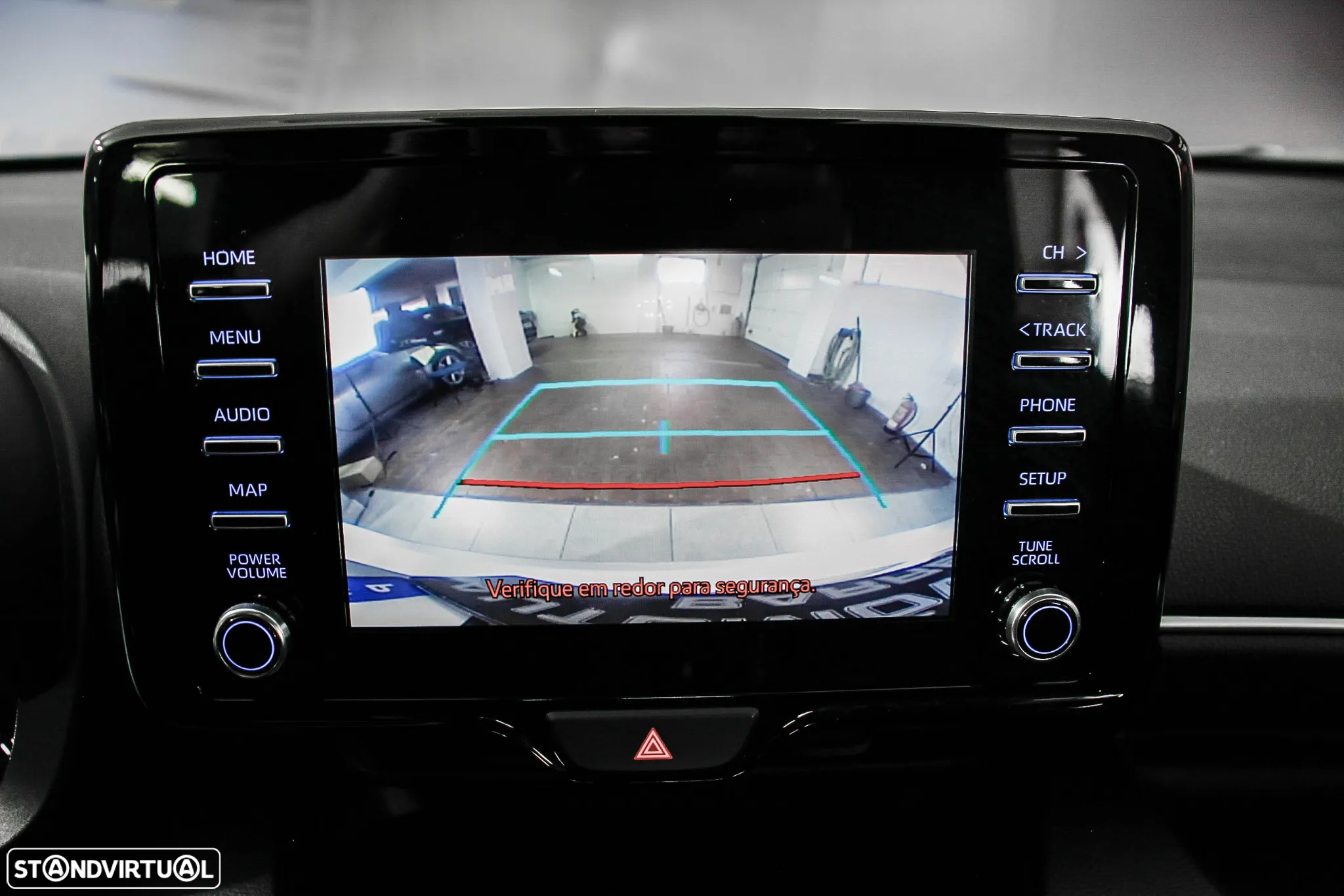 Toyota Yaris 1.5 HDF Comfort Plus - 30
