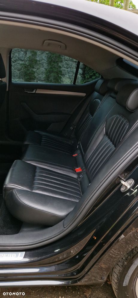 Skoda Superb 1.6 TDI Style DSG - 13