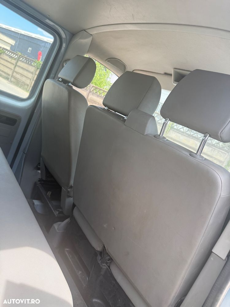 Volkswagen Transporter - 9