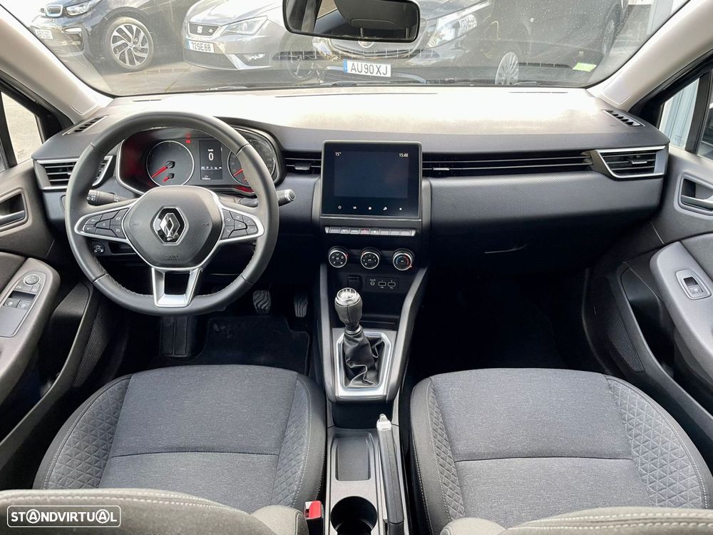 Renault Clio 1.0 TCe Techno Bi-Fuel - 8