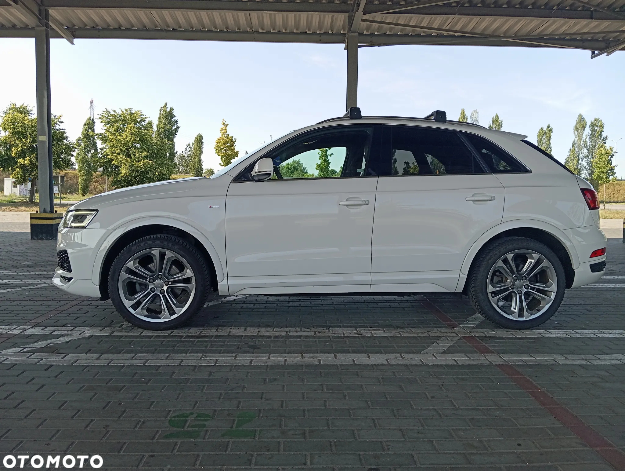 Audi Q3 2.0 TFSI quattro S tronic - 9