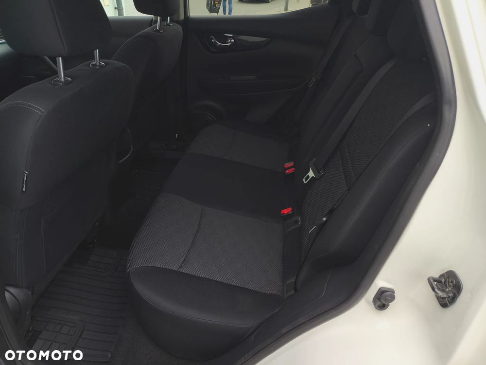 Nissan Qashqai 1.6 DIG-T Tekna - 23
