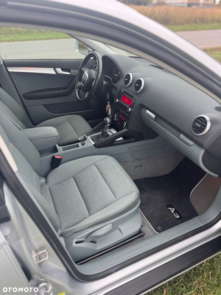 Audi A3 Sportback 1.4 TFSI S tronic Ambiente - 12
