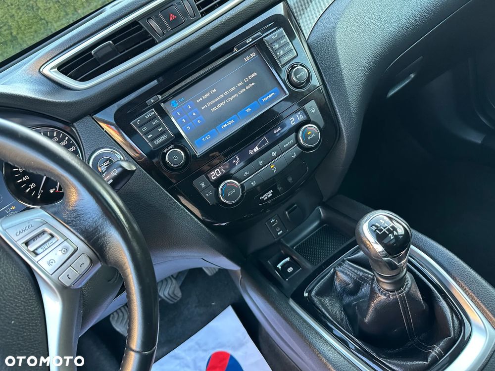 Nissan X-Trail 1.6 DIG-T Tekna - 4