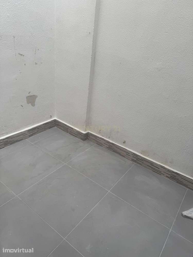 Edifício Usado em Setúbal com Excelente Localização - Grande imagem: 4/17