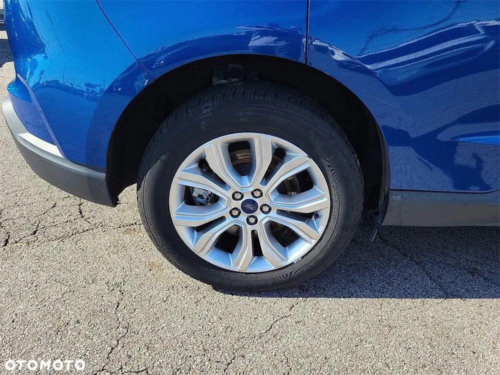 Ford Edge - 7