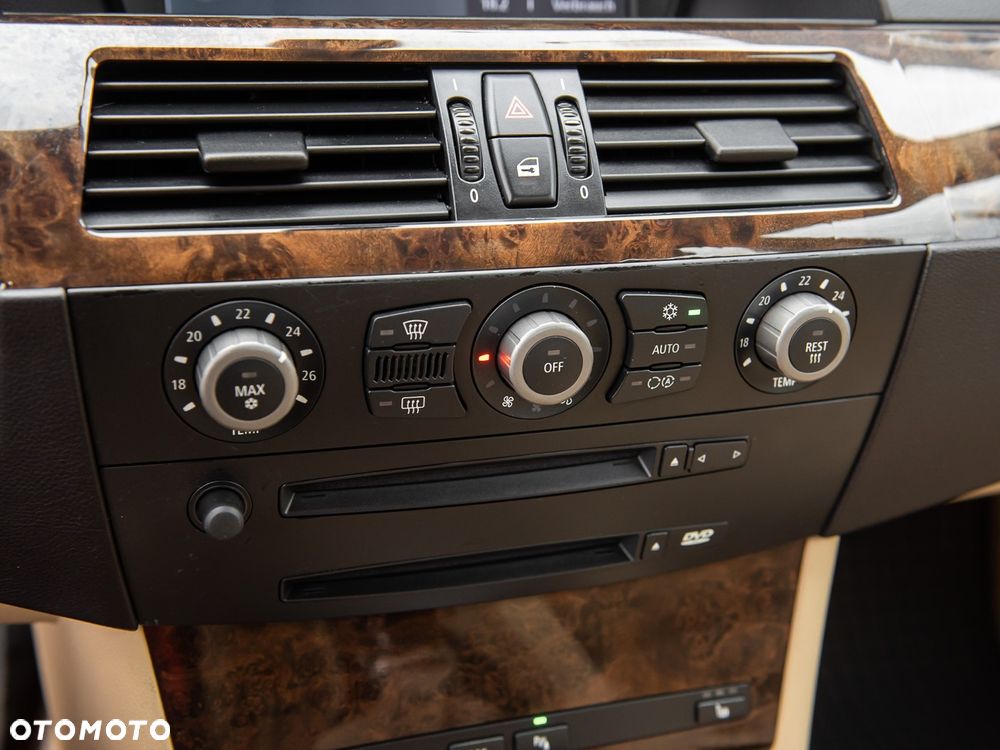 BMW Seria 5 - 24