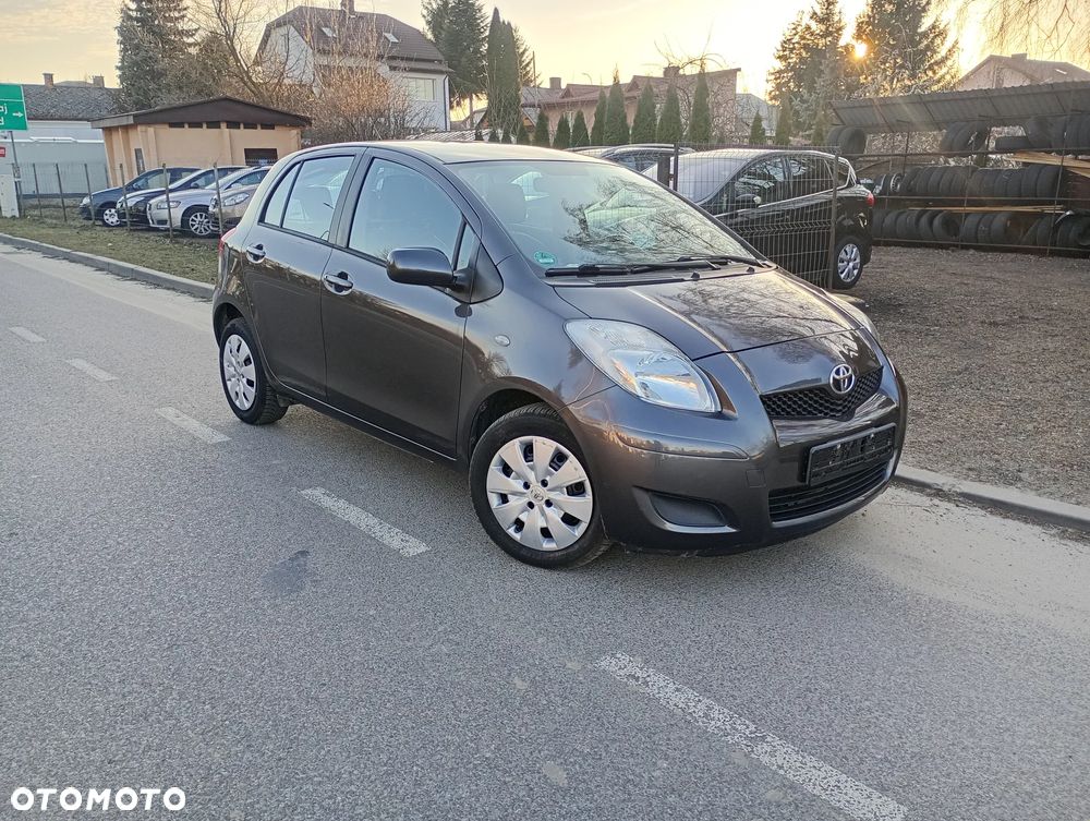 Toyota Yaris 1.33 VVT-i Cool - 8