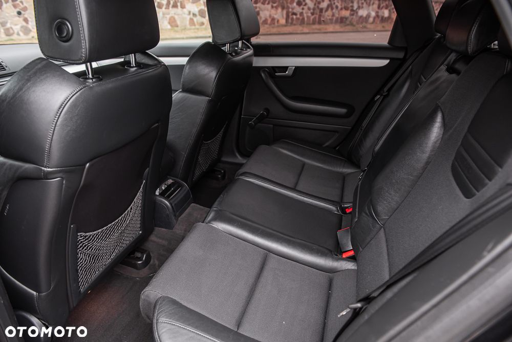 Audi A4 Avant 1.8 T quattro - 23