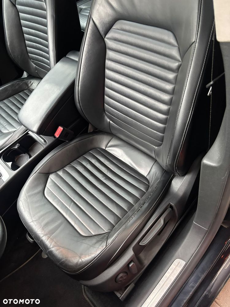 Volkswagen Passat 2.0 Blue TDI SCR Highline - 12
