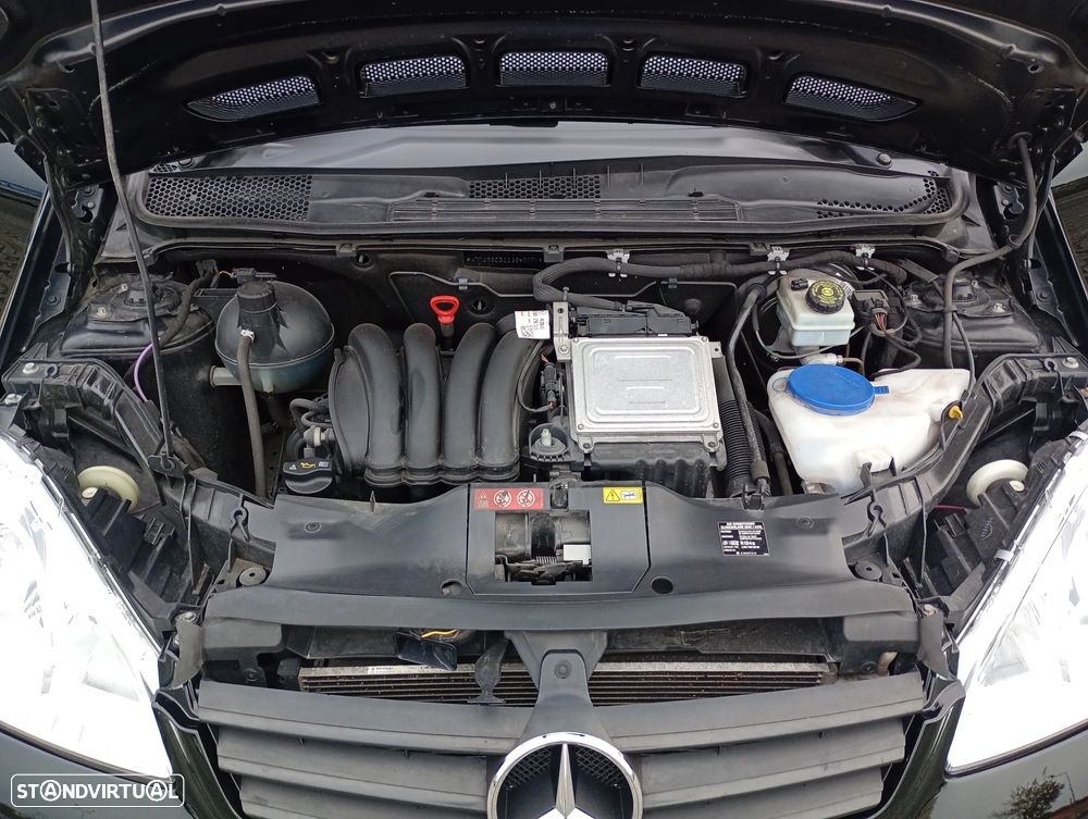 Mercedes-Benz A 160 Classic BlueEfficiency - 28