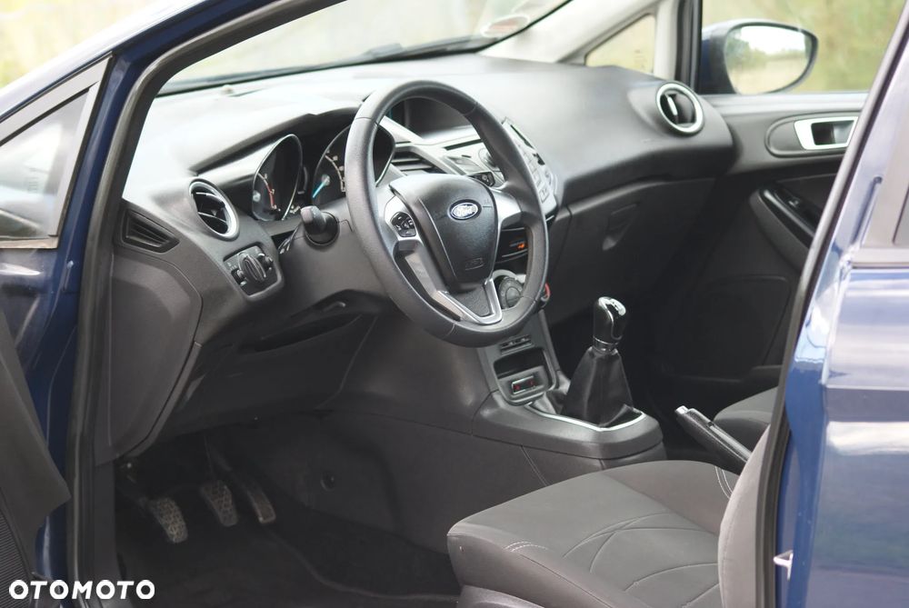 Ford Fiesta 1.25 Trend Edition - 6