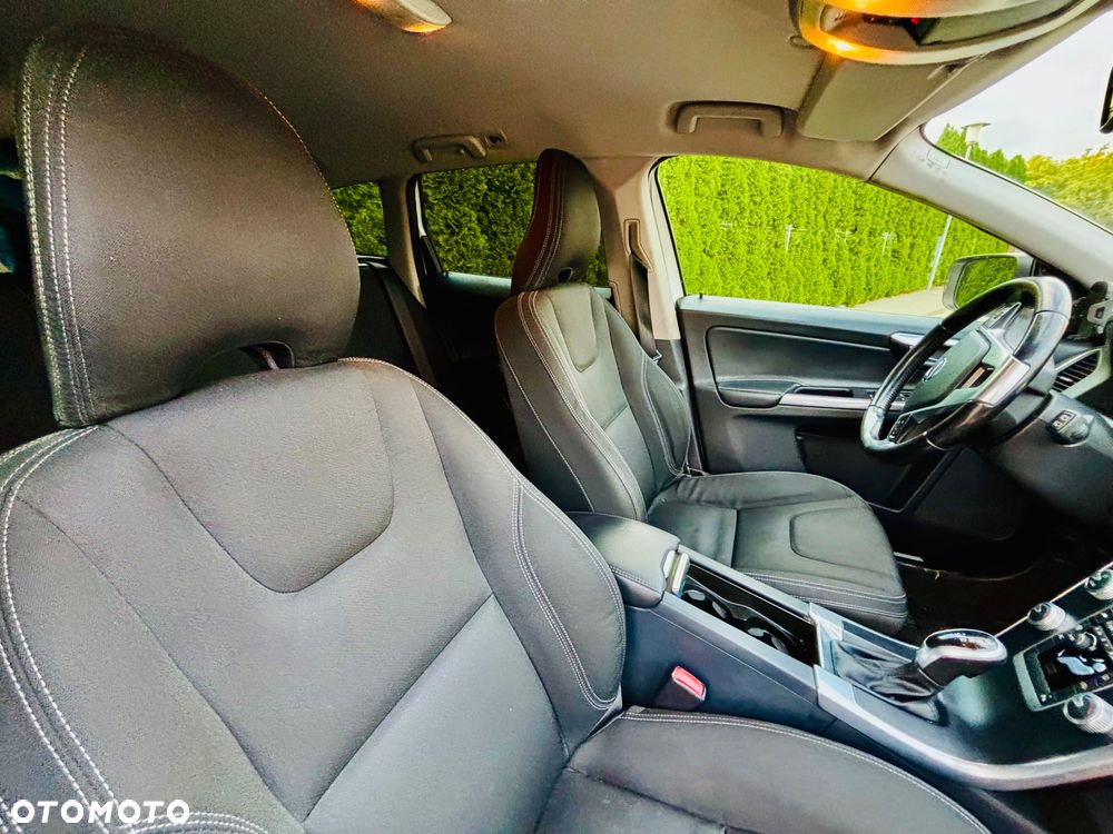 Volvo XC 60 - 16