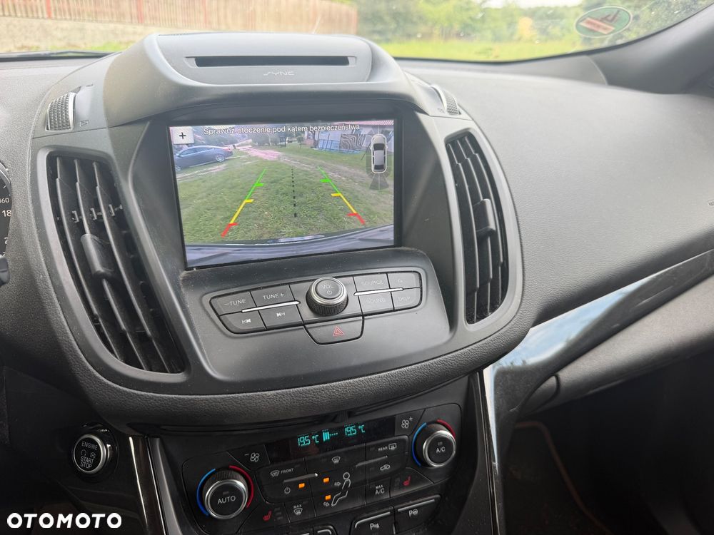 Ford Kuga 1.5 EcoBoost FWD ST-Line ASS GPF - 4